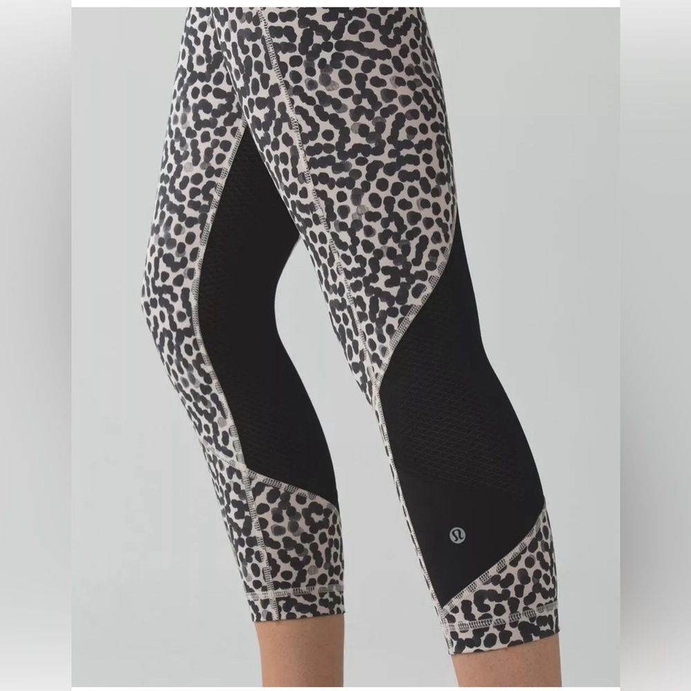 Lululemon pace rival crop mid rise leggings size 6